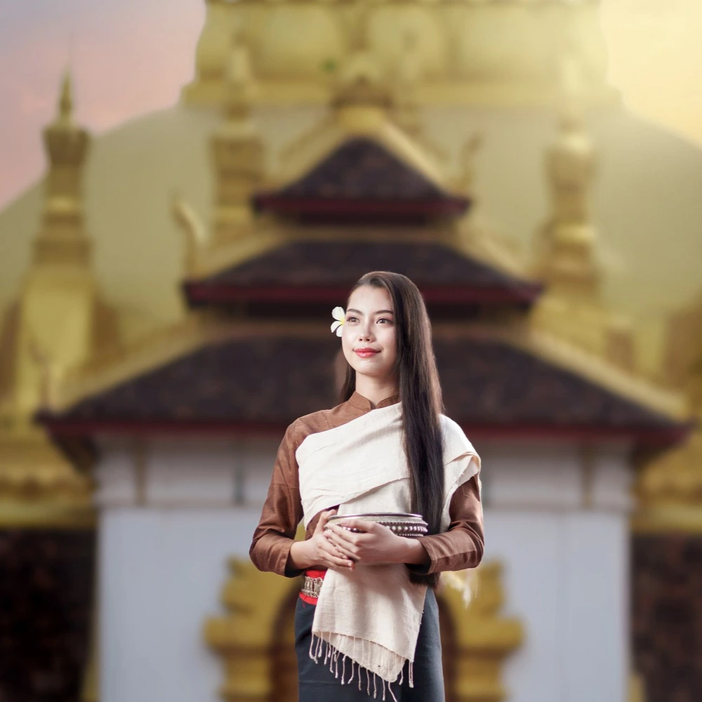 Chitphavan's textiles on model