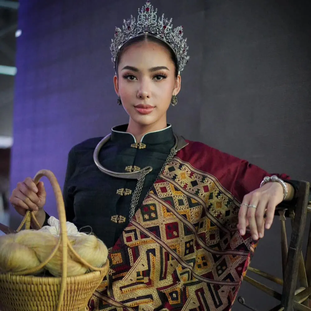 Chitphavan's textiles on model